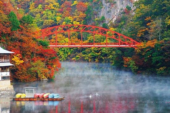 北海道の紅葉スポット洞爺湖とドライブで支笏湖までのおすすめコース